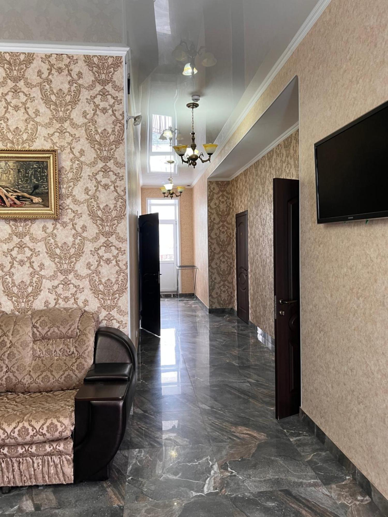 Hotel Гостинично-Банный Комплекс Майами Люкс à Kostanay Extérieur photo